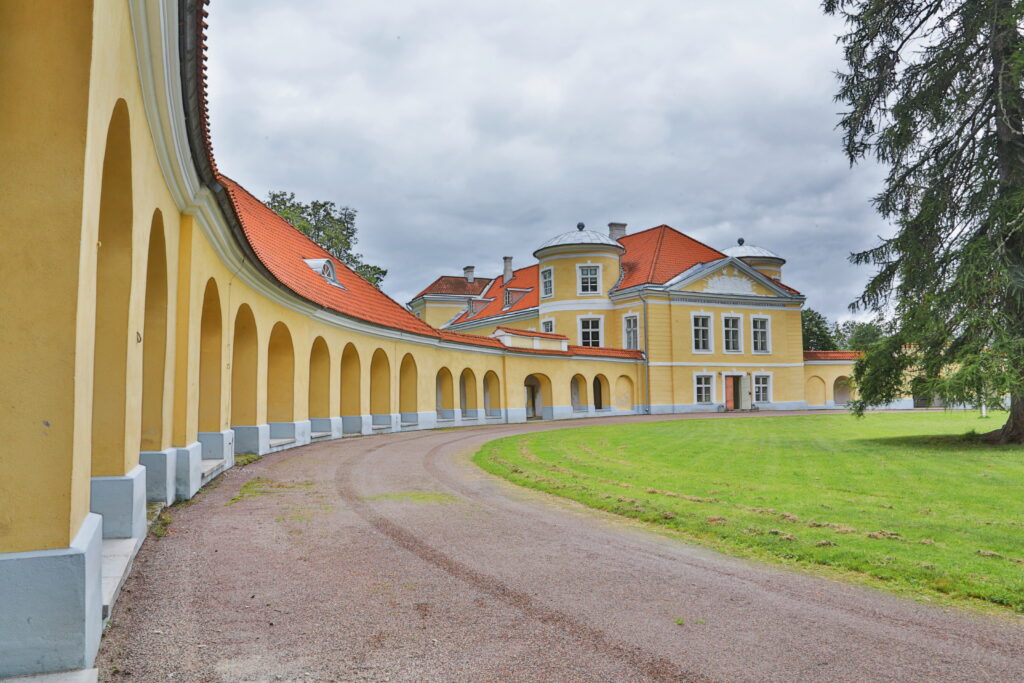 Vaade Kiltsi mõisakoolile